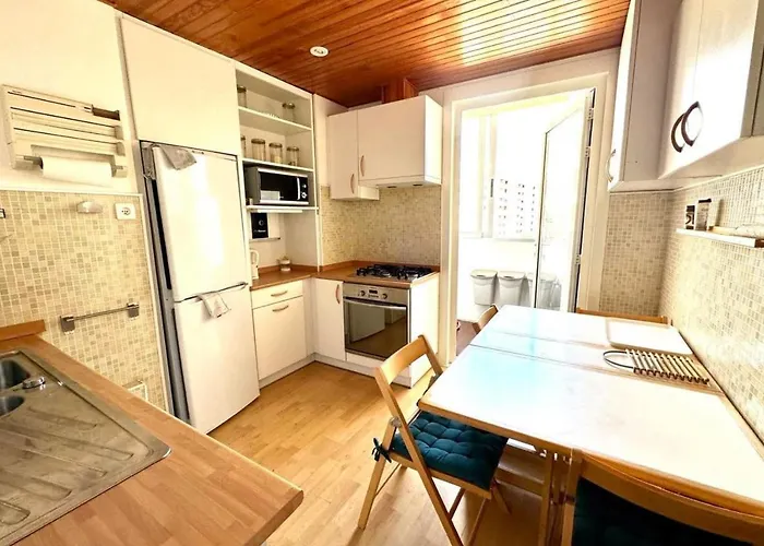 Apartment Bright And Spacious Cocoon With Sea View